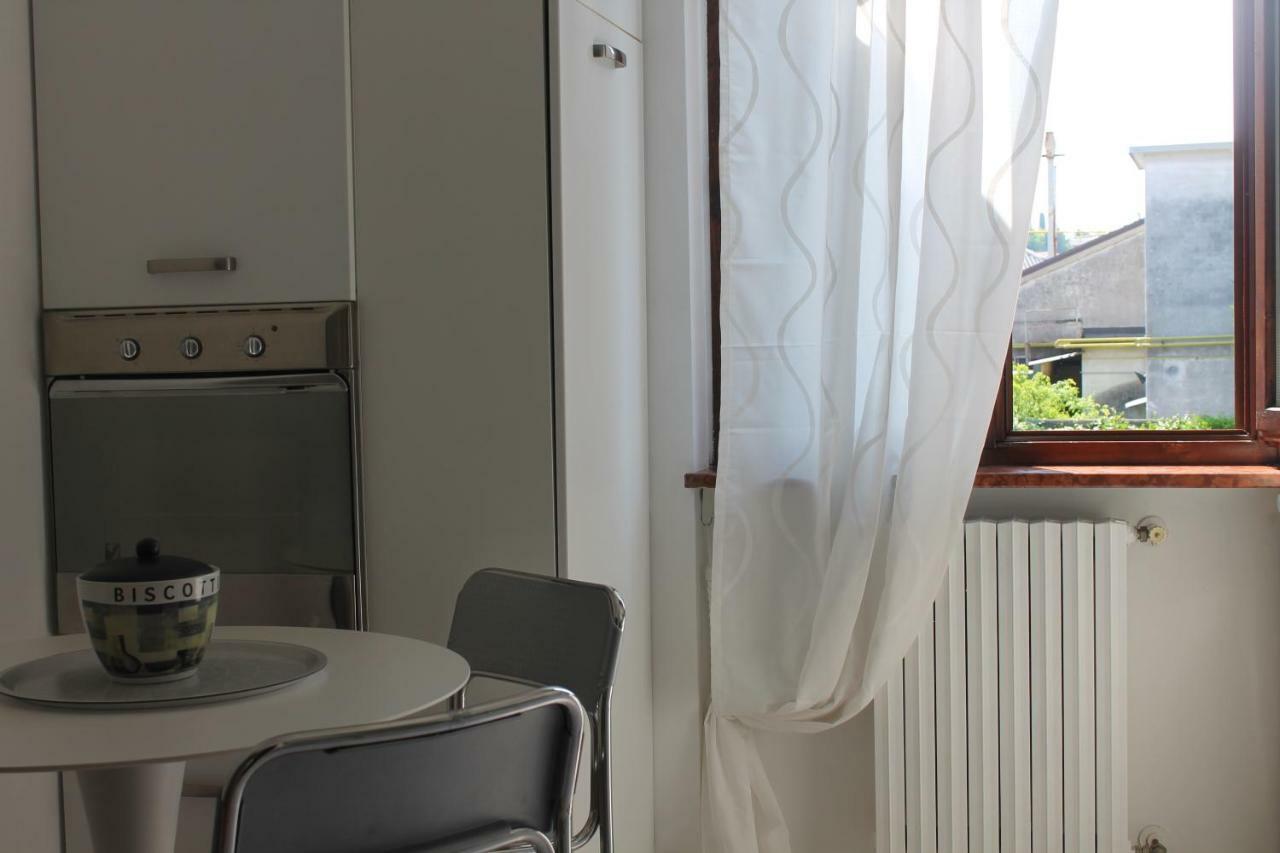 Indesenzano Apartment Ντεζεντσάνο ντελ Γκάρντα Εξωτερικό φωτογραφία