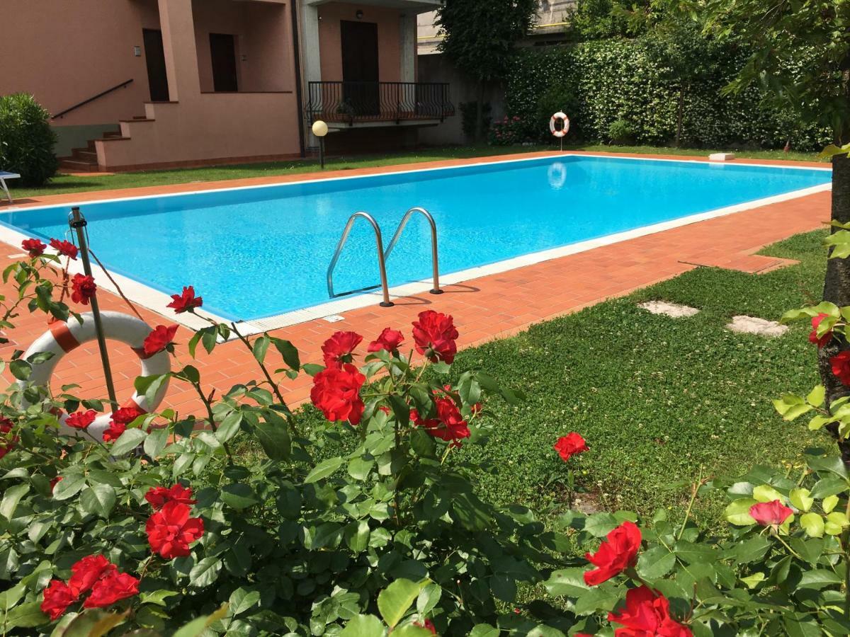 Indesenzano Apartment Ντεζεντσάνο ντελ Γκάρντα Εξωτερικό φωτογραφία