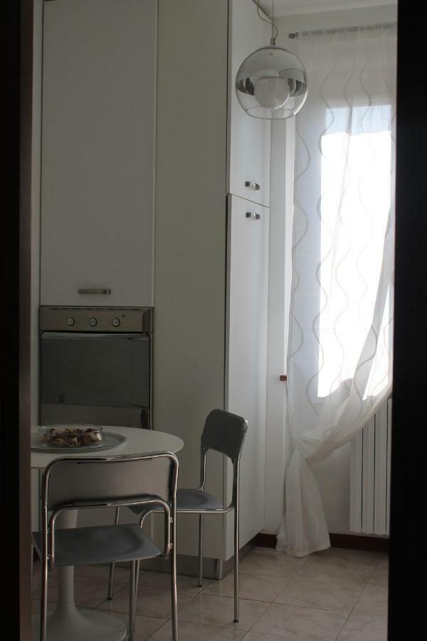 Indesenzano Apartment Ντεζεντσάνο ντελ Γκάρντα Εξωτερικό φωτογραφία