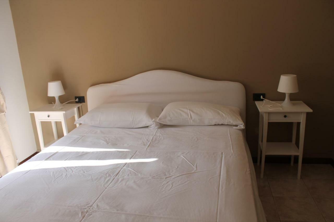 Indesenzano Apartment Ντεζεντσάνο ντελ Γκάρντα Εξωτερικό φωτογραφία